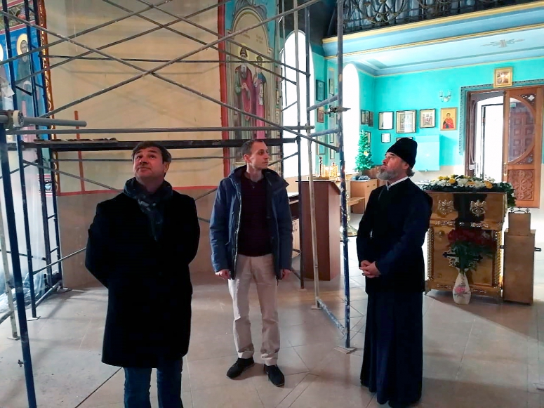 Глава Новороссийской епархии посетил с рабочим визитом Свято-Вознесенский собор города Геленджика